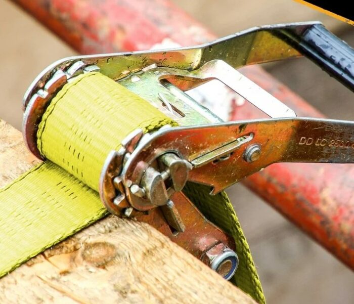 Heavy Duty Ratchet Tie Down - Image 3