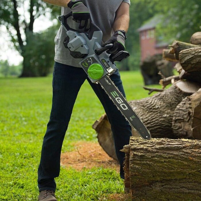 EGO 56V Chainsaw 45cm - Image 2